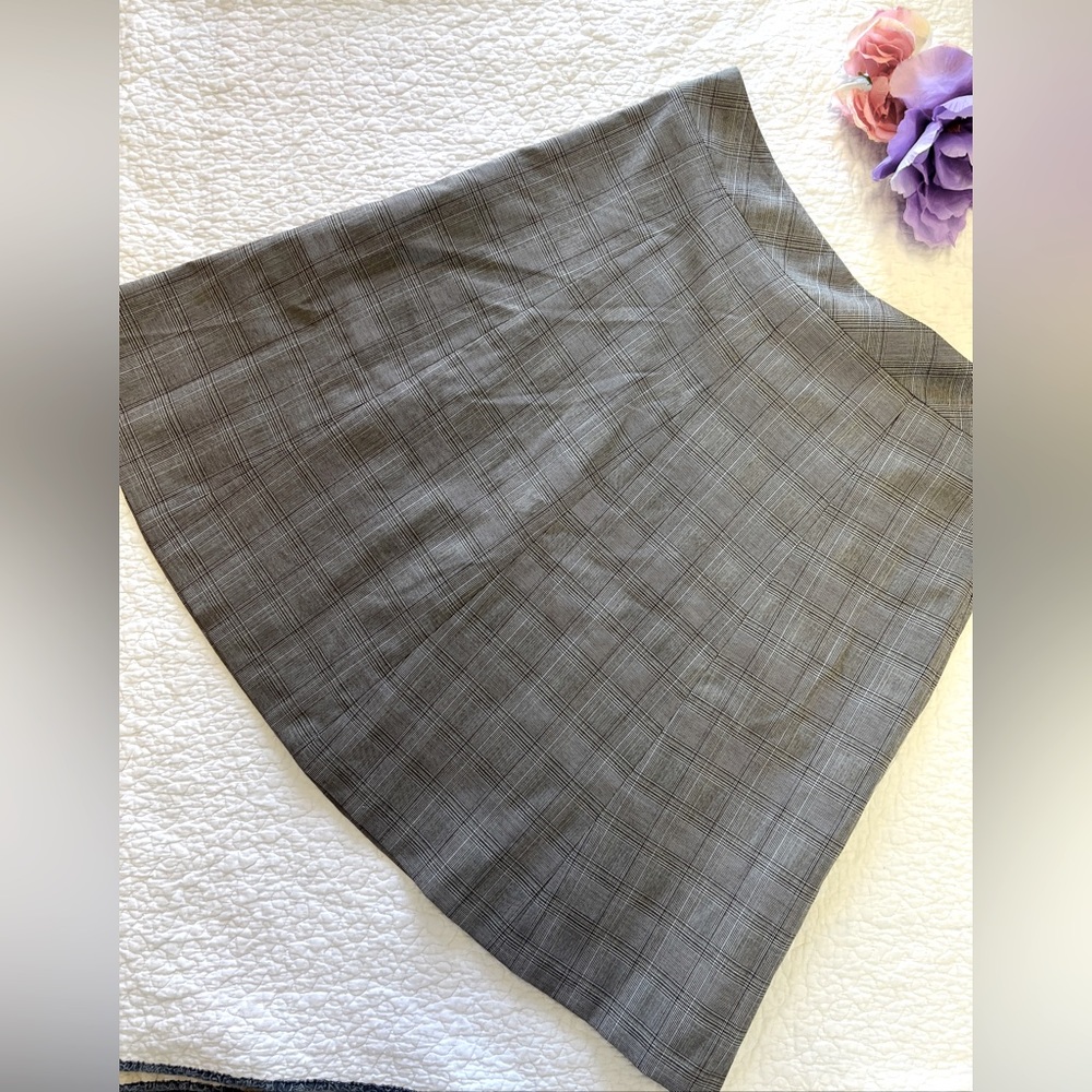 VTG Covington Stretch Women's Academia Collegiate Tan Midi Skirt- 16